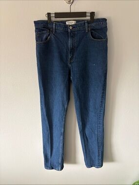 Abercrombie & Fitch Women's Straight Leg Jeans 32 Long